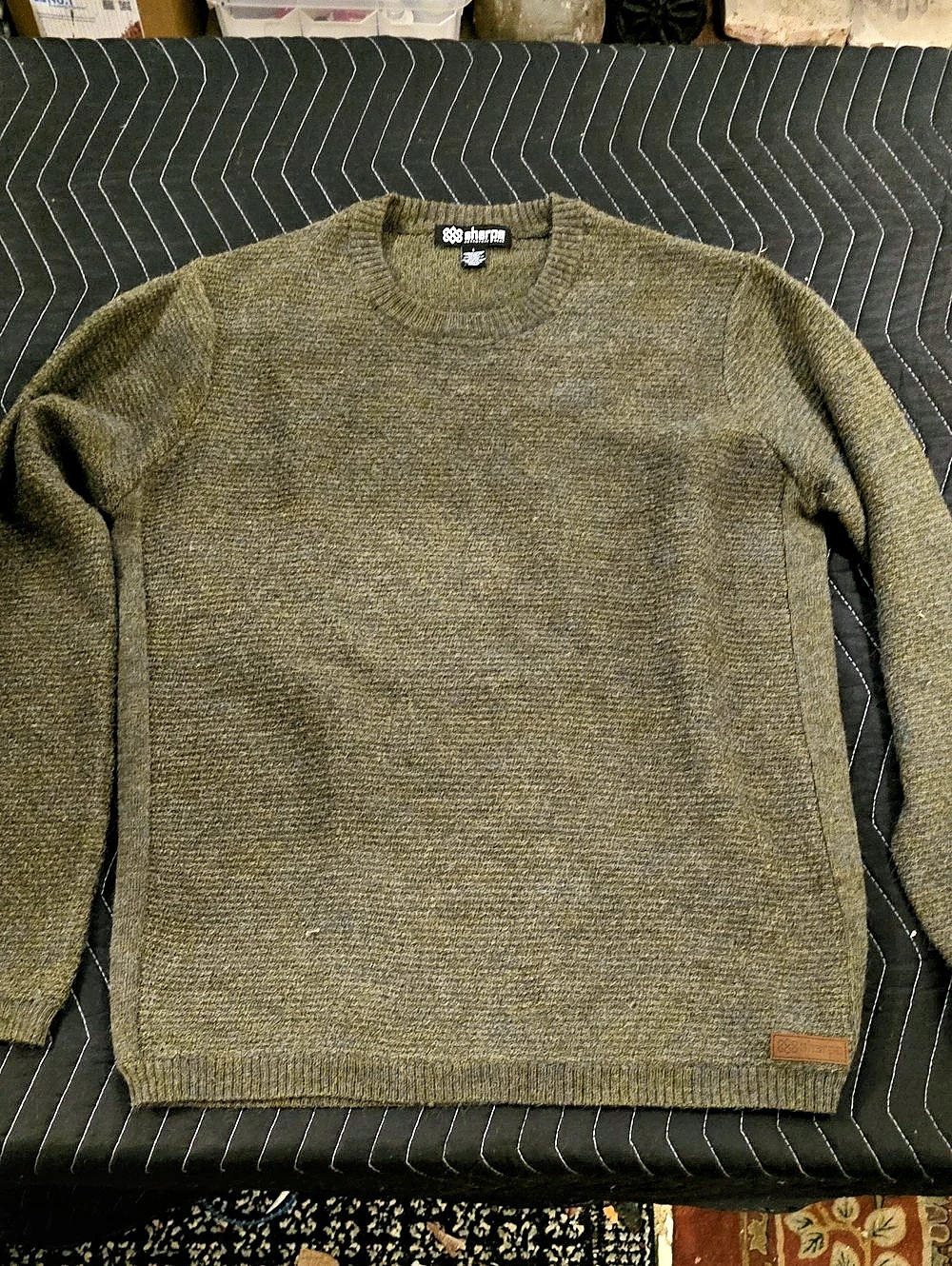 Sherpa Crewneck Sweater in Green & Brown Size Large